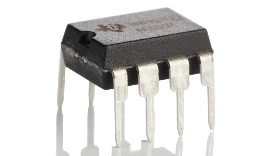 NE555P جهاز مؤقت 555 IC – حزمة ثقب من خلال DIP-8